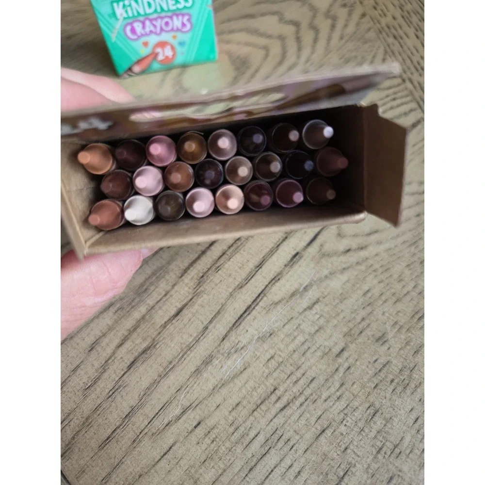 Crayola Crayons Lot  Of 2 Colors of Kindness & Colors of the World 24 Count New